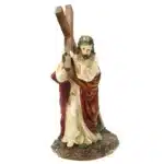 Statue Jesus portant la croix 1