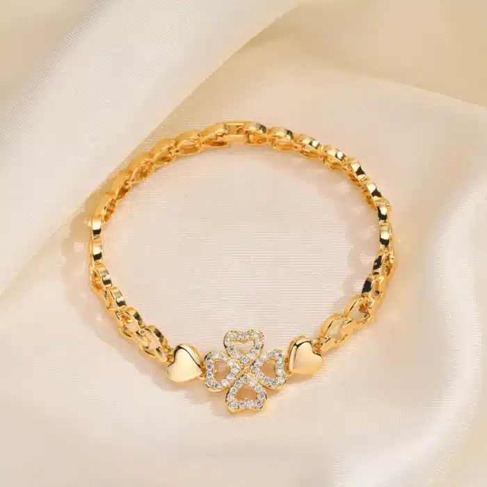 Bracelet femme 4 cœurs 3