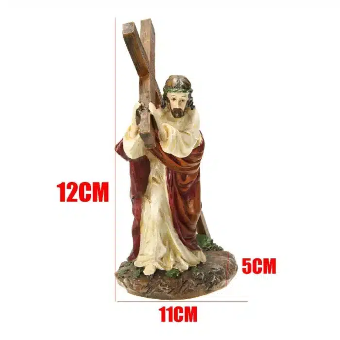 Statue Jesus portant la croix 4